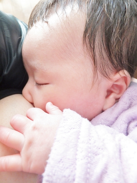赤ちゃんのおならが臭い時の原因と対処法はご存知？