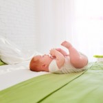 虫のターゲットにされやすい赤ちゃんを、虫刺されから守る5つの方法