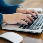 実は便座並みに汚ない！パソコンの「キーボード」掃除テクニック