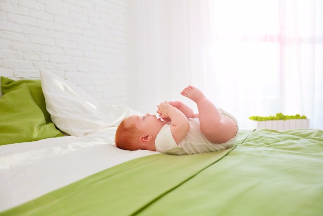 赤ちゃんの「げっぷ」が出ない時の3つの対処法