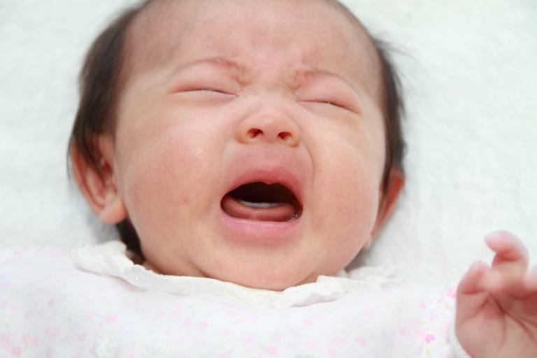 赤ちゃんが39度の熱を出した時に、安全に正しい判断をするポイント ママピース