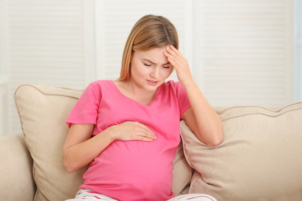 妊娠4ヶ月の赤ちゃんの様子と、お腹の張りが起こる原因