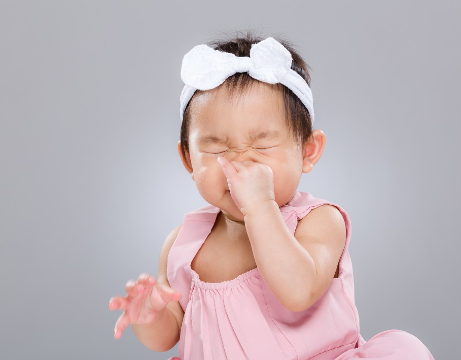 赤ちゃんのくしゃみが大人より多い4つの理由と減らす方法