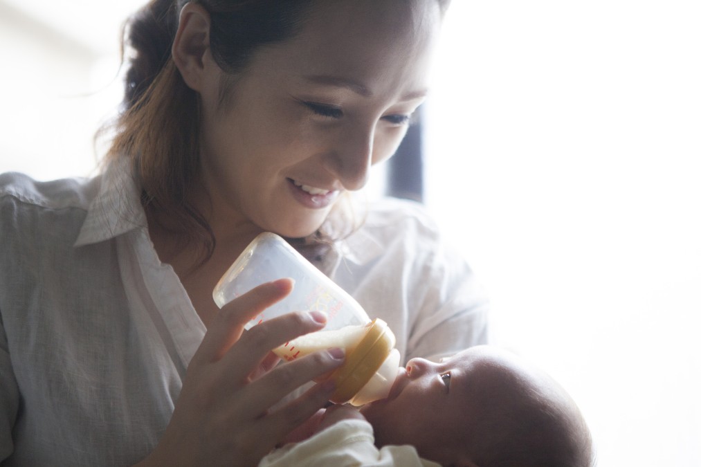 赤ちゃんが吐き戻しをする原因と5つの予防法