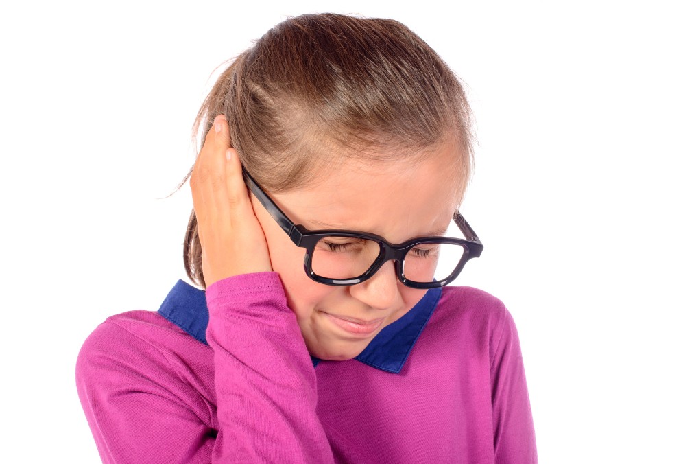 子供が耳鳴りを訴える時に疑われる4つの病気とは？