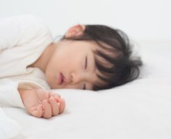 2歳児が夜なかなか寝ない5つの原因と寝かせるための工夫