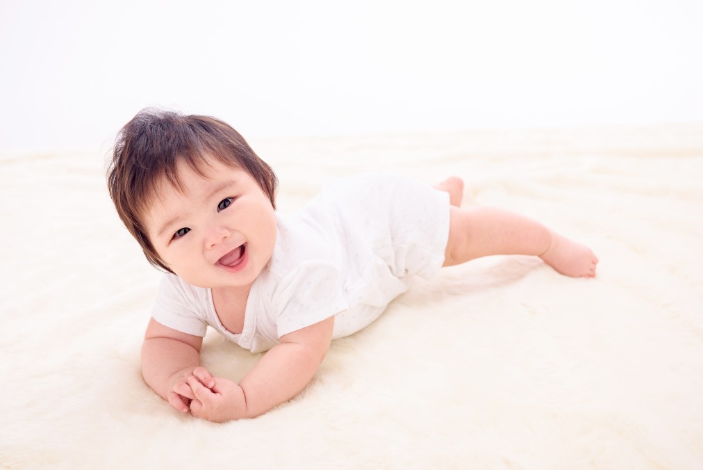 赤ちゃんが奇声を発する7つの理由と対応方法